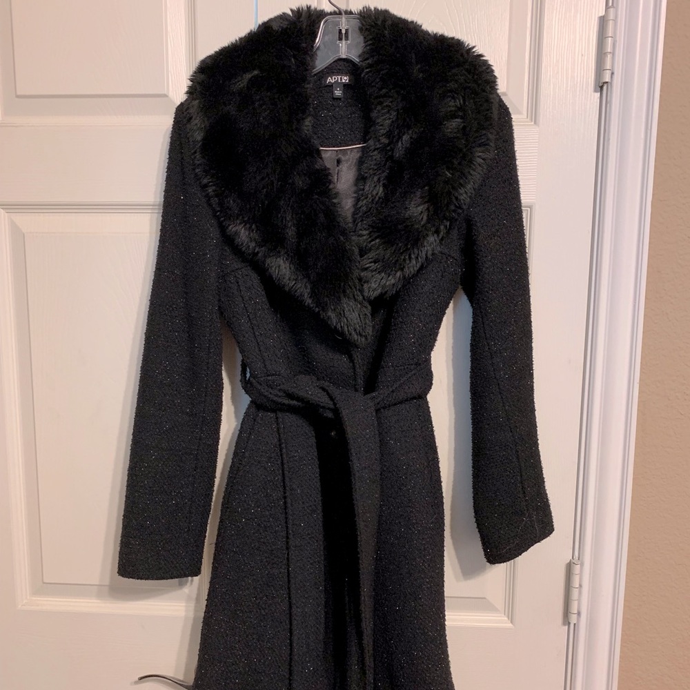 Gorgeous coat with satin lining and removed faux fur collar.